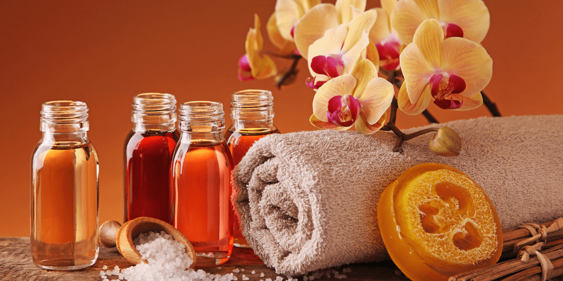 Aroma&ouml;l-Massage mit &auml;therischen &Ouml;len nahe B&ouml;blingen